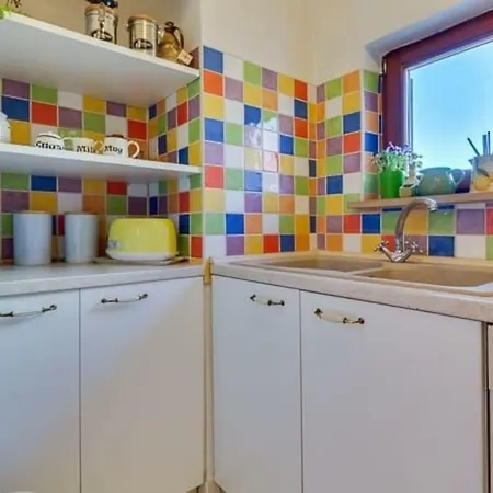 Cozy Flat In Near Center Zara