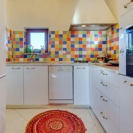 Cozy Flat In Near Center Appartamento *