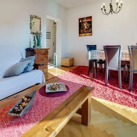 Apartment Cozy Flat In Near Center Zadar